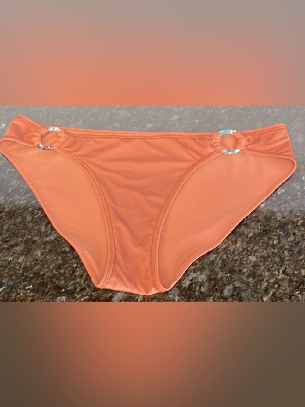 2/$20. 
“AERIE” TERRACOTTA  COLOR BIKINI BOTTOM.   SIZE L   EUC